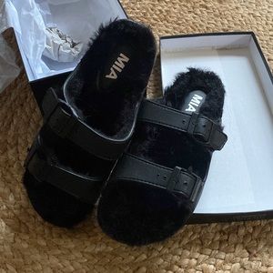 MIA Faux-Fur Lined Slides